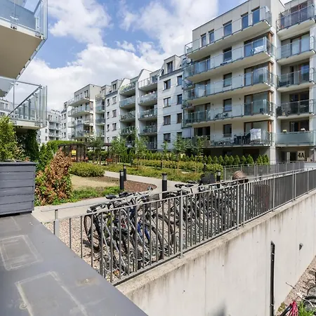 Czarnieckiego With Balcony By Renters